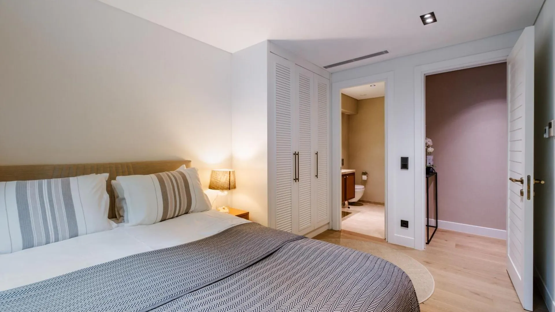 3-Bedroom Beachfront Villa With Hotel Amenities 0*, Bodrum Turquia